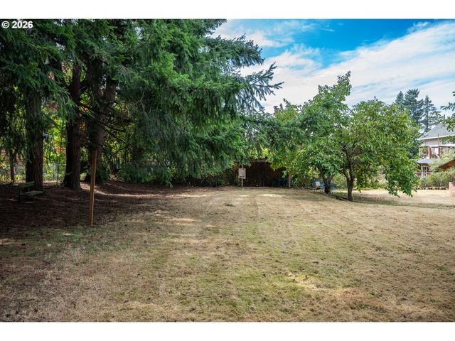 13810 Se HOLGATE Blvd, Portland, OR 97236