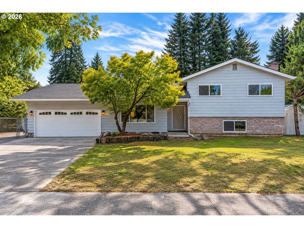13810 Se HOLGATE Blvd, Portland, OR 97236