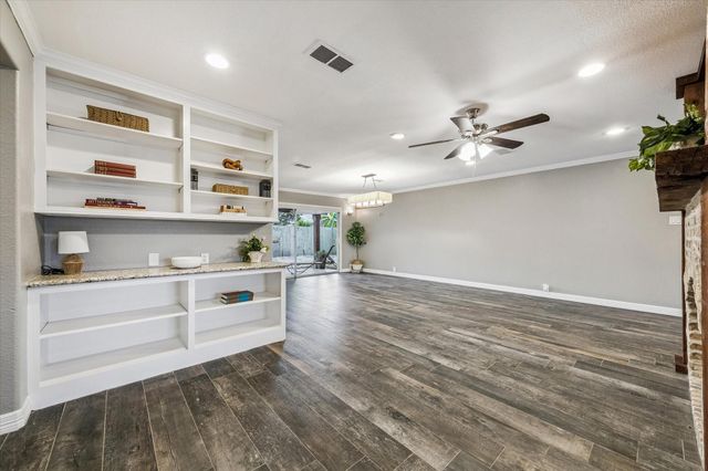1205 Marine Drive, Galveston, TX 77550