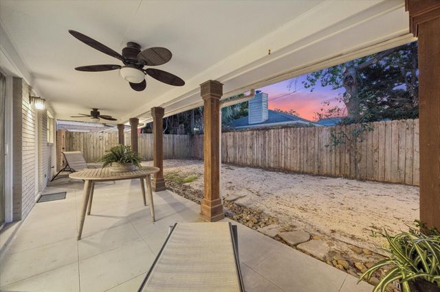 1205 Marine Drive, Galveston, TX 77550