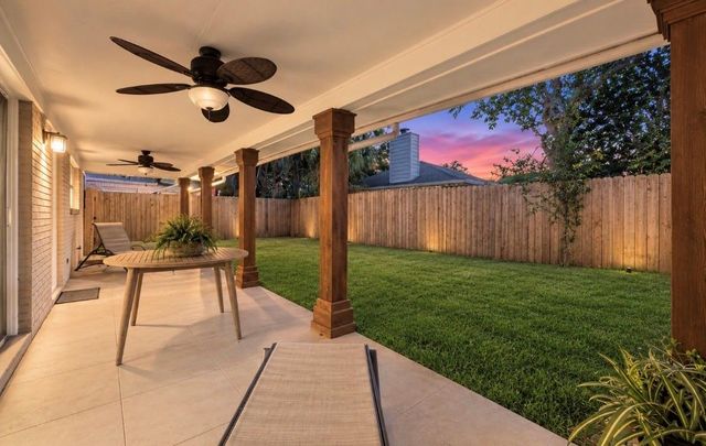 1205 Marine Drive, Galveston, TX 77550