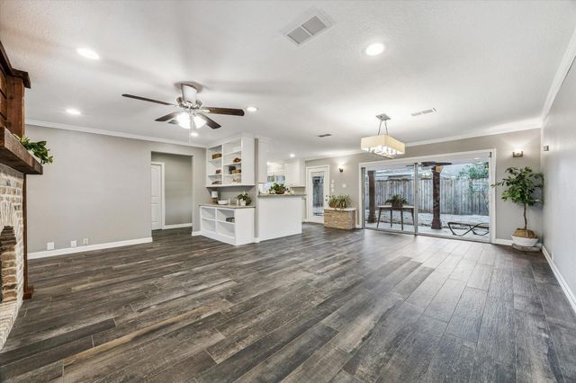 1205 Marine Drive, Galveston, TX 77550