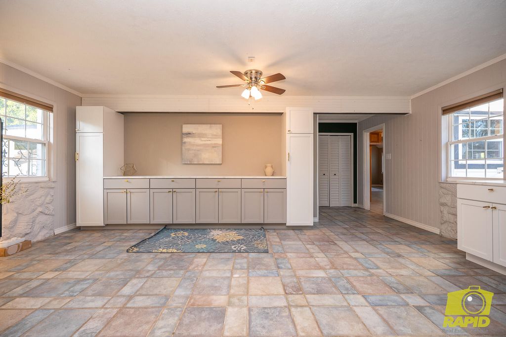 Image 20 of property listing at 2062 Country Club Estates Circle, San Angelo, TX 76904