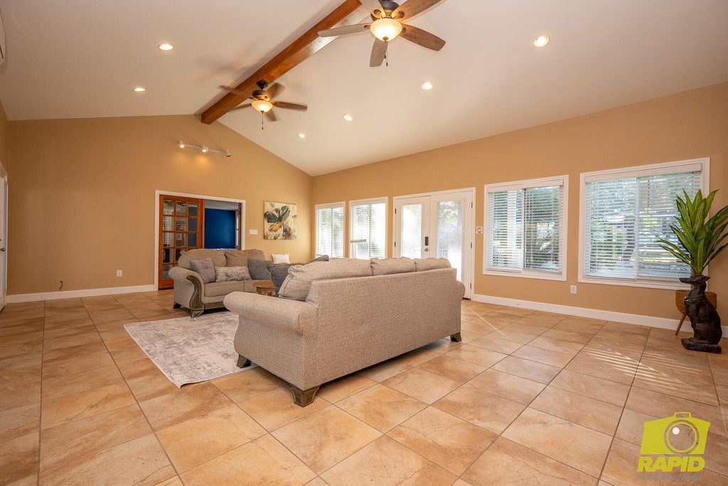 Image 24 of property listing at 2062 Country Club Estates Circle, San Angelo, TX 76904