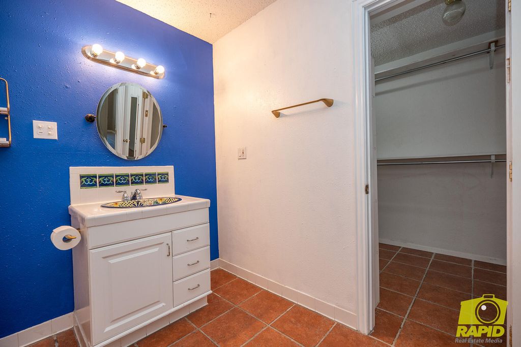 Image 31 of property listing at 2062 Country Club Estates Circle, San Angelo, TX 76904
