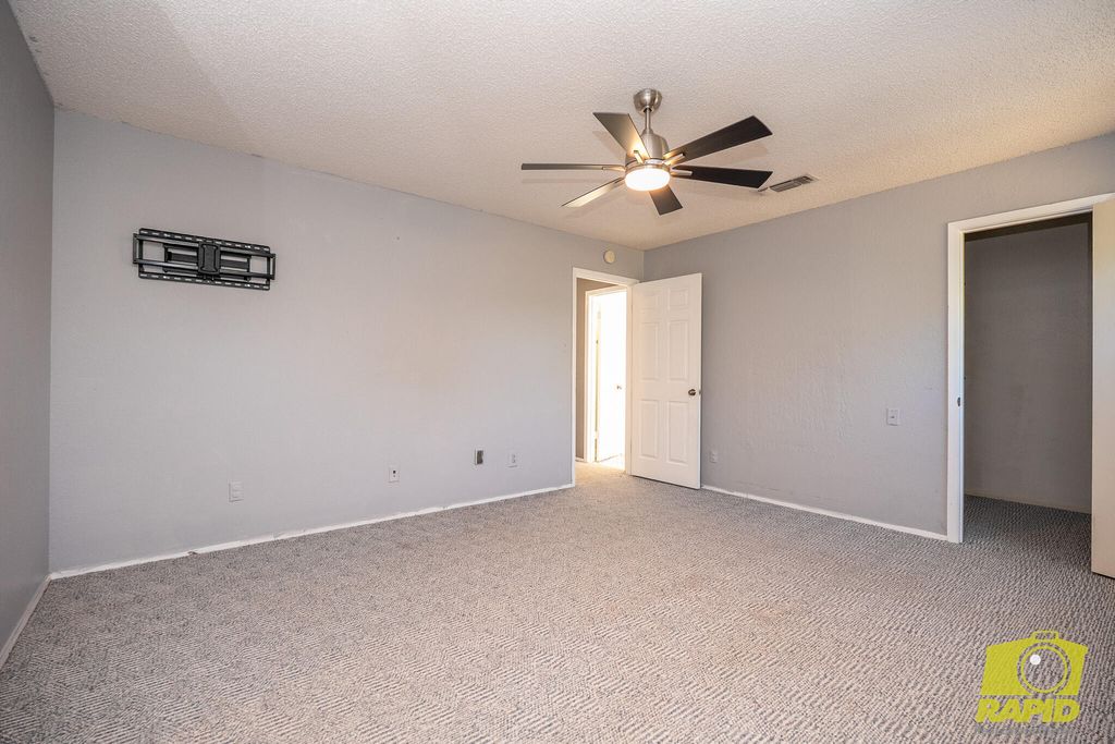 Image 35 of property listing at 2062 Country Club Estates Circle, San Angelo, TX 76904