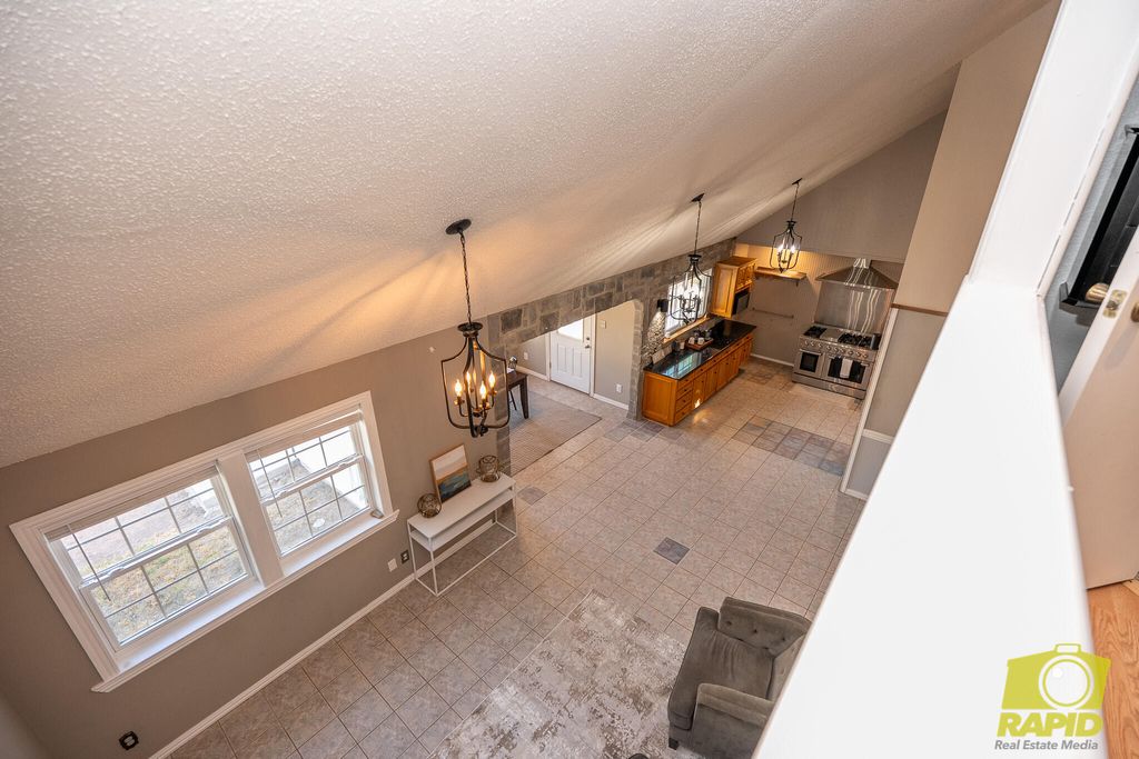 Image 37 of property listing at 2062 Country Club Estates Circle, San Angelo, TX 76904
