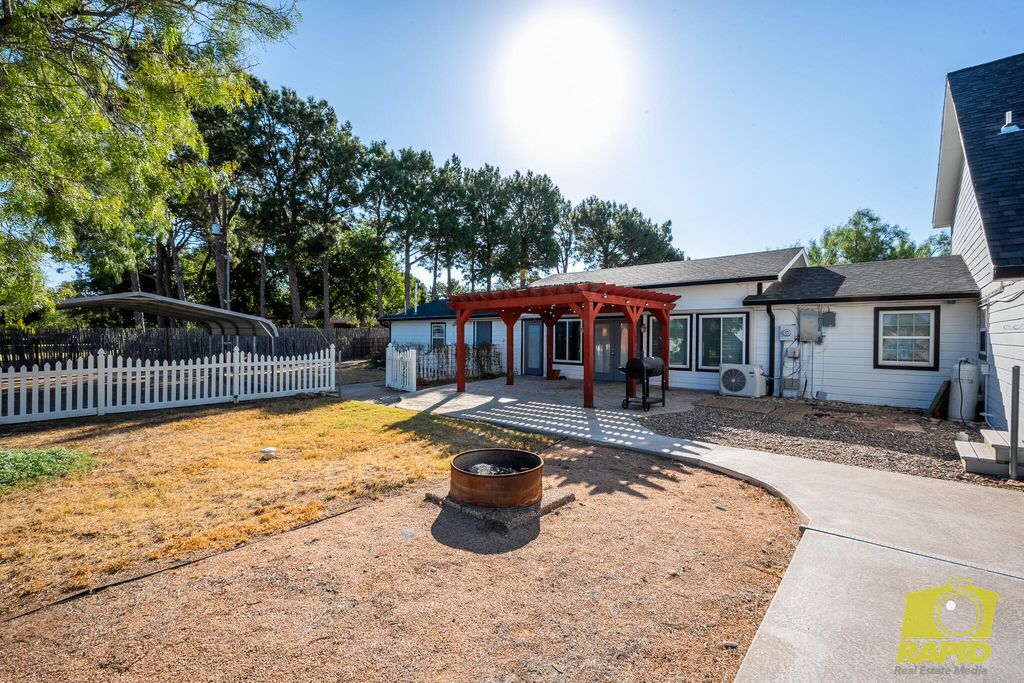 Image 44 of property listing at 2062 Country Club Estates Circle, San Angelo, TX 76904