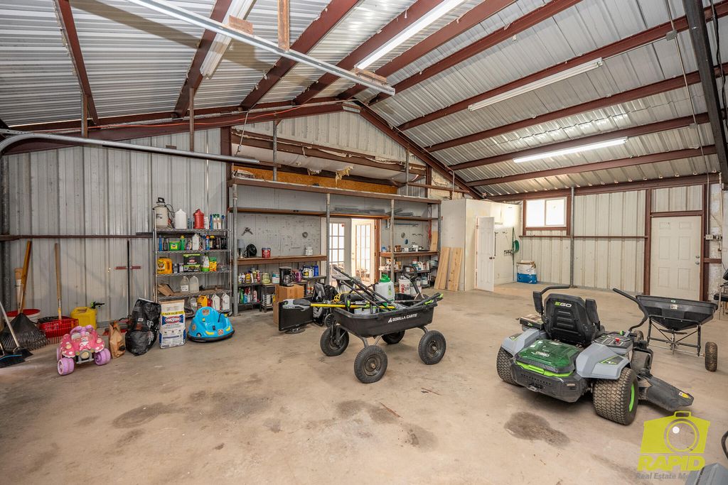 Image 56 of property listing at 2062 Country Club Estates Circle, San Angelo, TX 76904