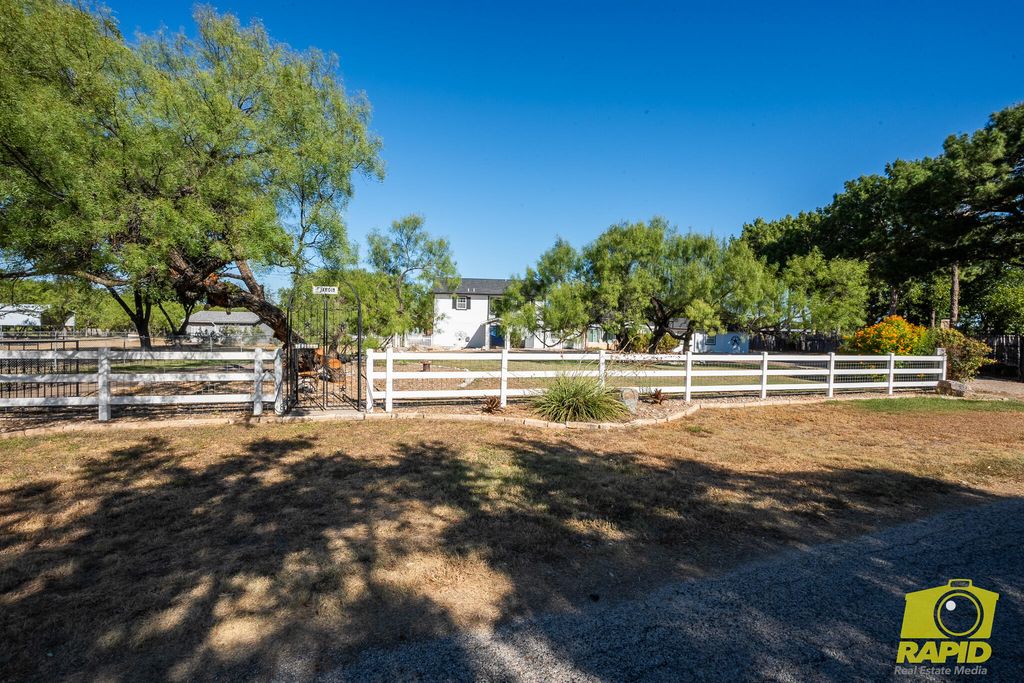 Image 64 of property listing at 2062 Country Club Estates Circle, San Angelo, TX 76904