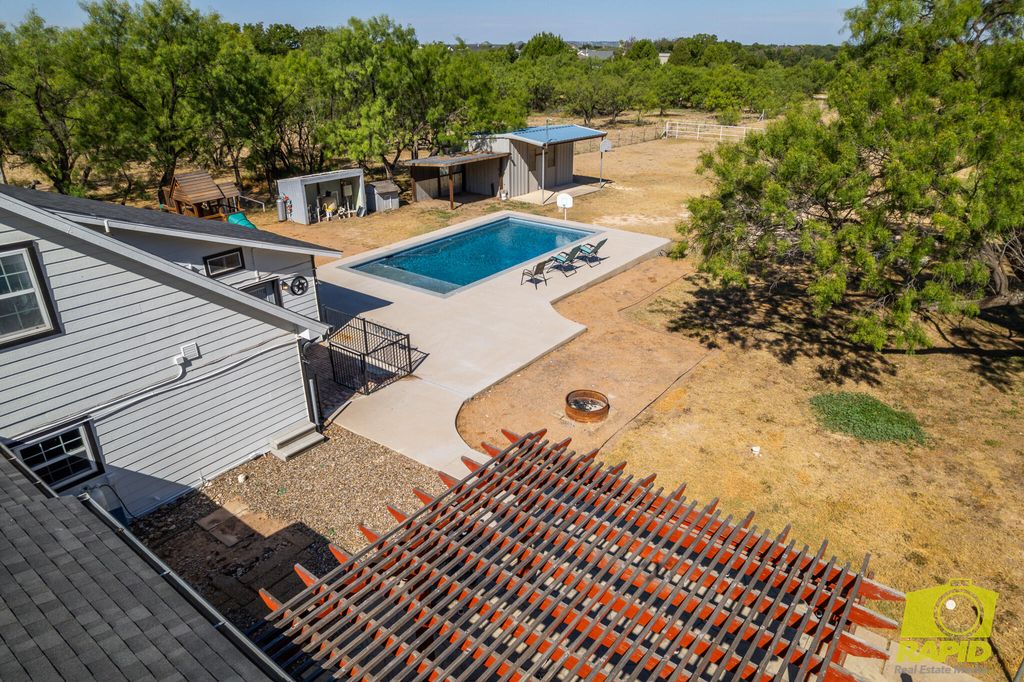 Image 78 of property listing at 2062 Country Club Estates Circle, San Angelo, TX 76904