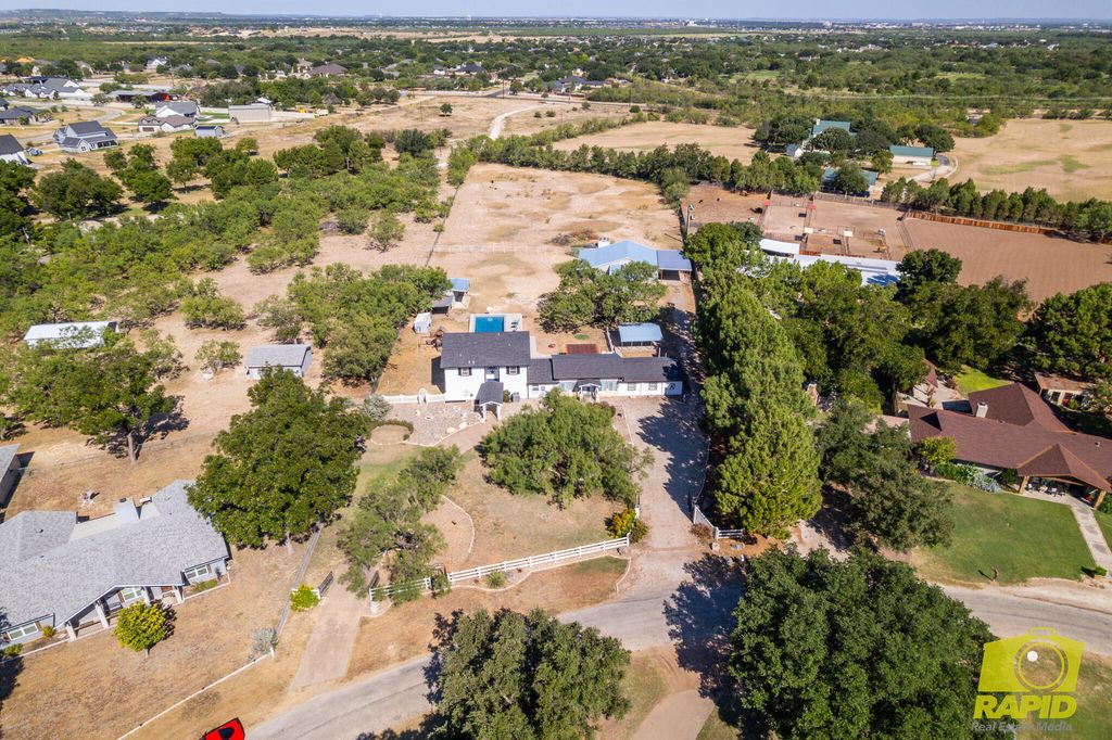 Image 85 of property listing at 2062 Country Club Estates Circle, San Angelo, TX 76904
