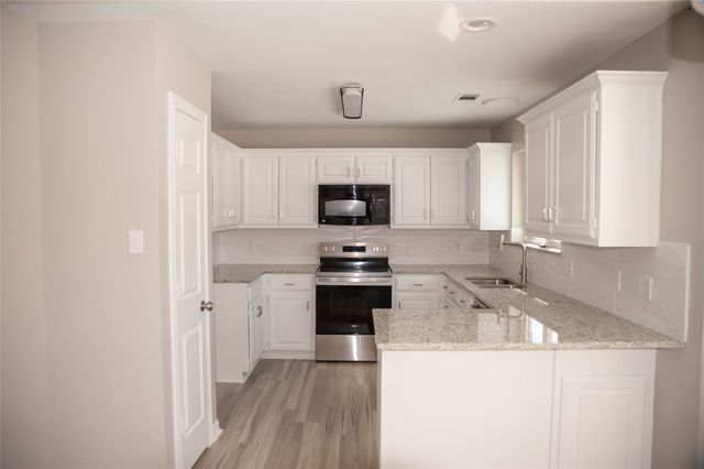 3605 Wessex Court, Denton, TX 76210