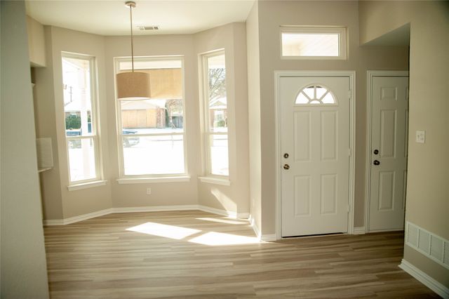 3605 Wessex Court, Denton, TX 76210