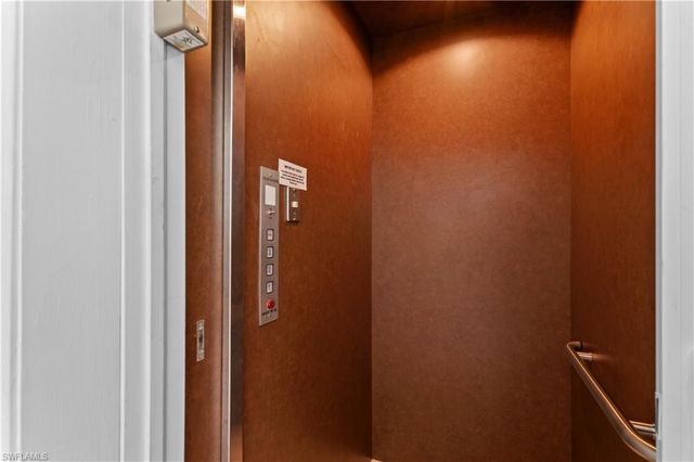 1104 6th ST S # 1, Naples, FL 34102