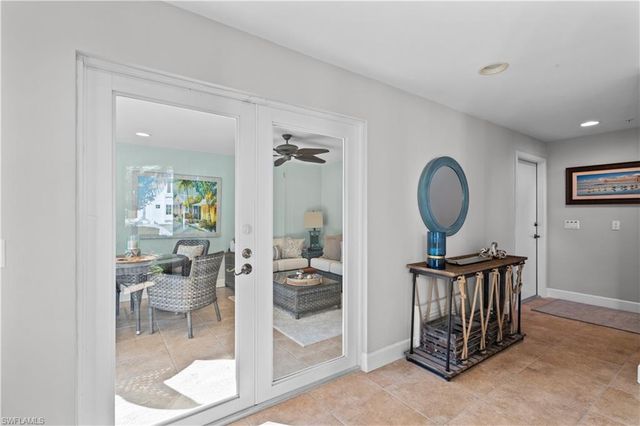 1104 6th ST S # 1, Naples, FL 34102