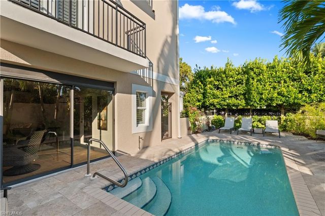 1104 6th ST S # 1, Naples, FL 34102