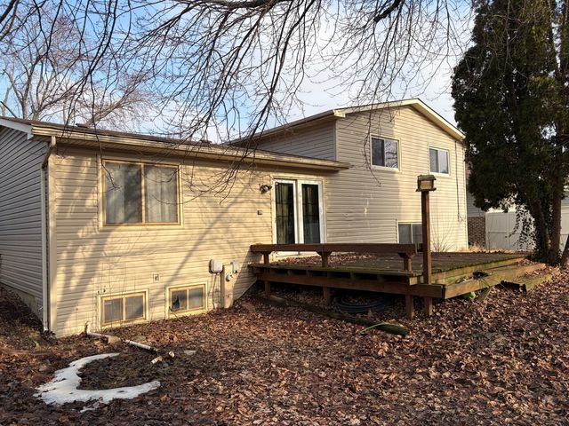 5301 Imperial Drive, Richton Park, IL 60471