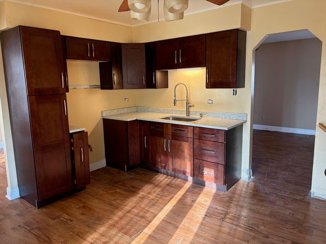 5301 Imperial Drive, Richton Park, IL 60471