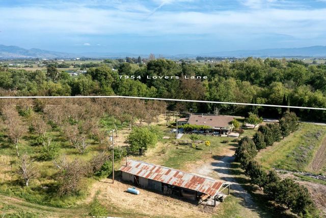 7954-7958 Lovers Lane, Hollister, CA 95023