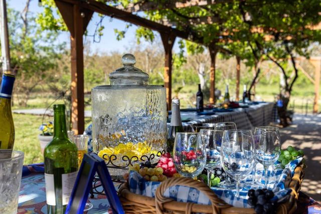 7954-7958 Lovers Lane, Hollister, CA 95023