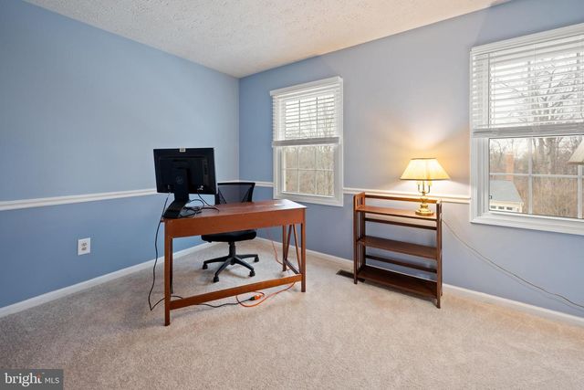 1374 ROCK CHAPEL RD, Herndon, VA 20170