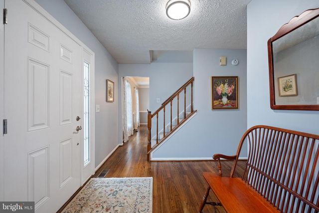 1374 ROCK CHAPEL RD, Herndon, VA 20170