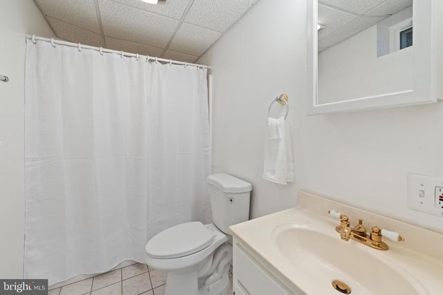 1374 ROCK CHAPEL RD, Herndon, VA 20170