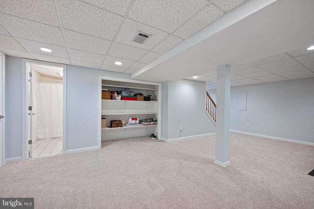 1374 ROCK CHAPEL RD, Herndon, VA 20170