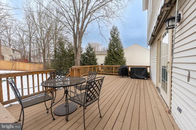 1374 ROCK CHAPEL RD, Herndon, VA 20170