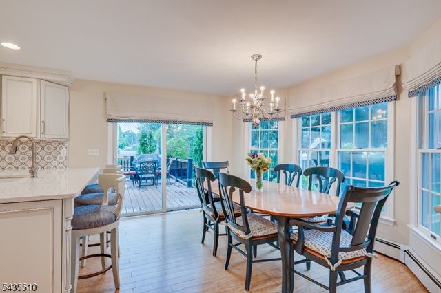 11 Cape Ct, Metuchen Boro, NJ 08840