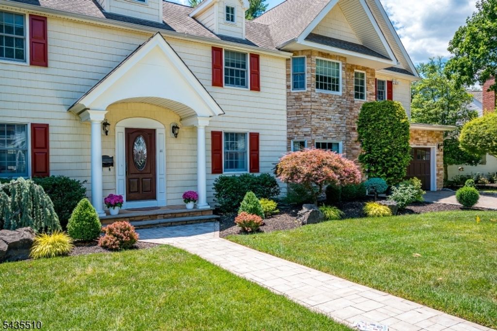 11 Cape Ct, Metuchen Boro, NJ 08840 — photo 4