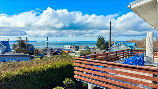 749 Kendor Drive, Point Roberts, WA 98281