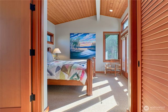 749 Kendor Drive, Point Roberts, WA 98281