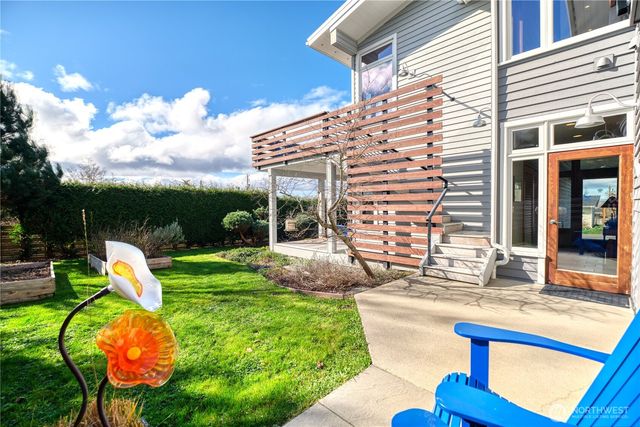 749 Kendor Drive, Point Roberts, WA 98281