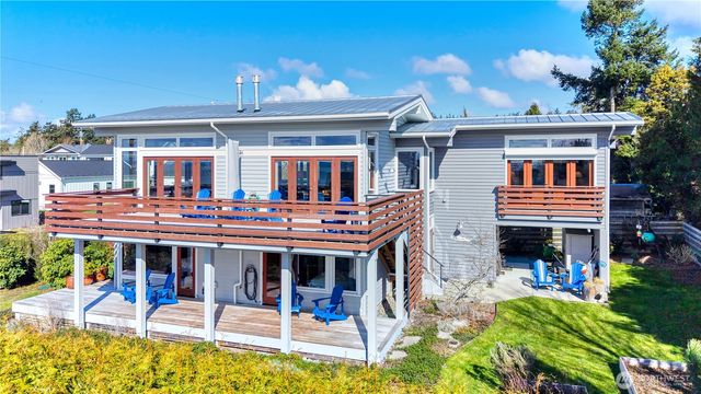 749 Kendor Drive, Point Roberts, WA 98281