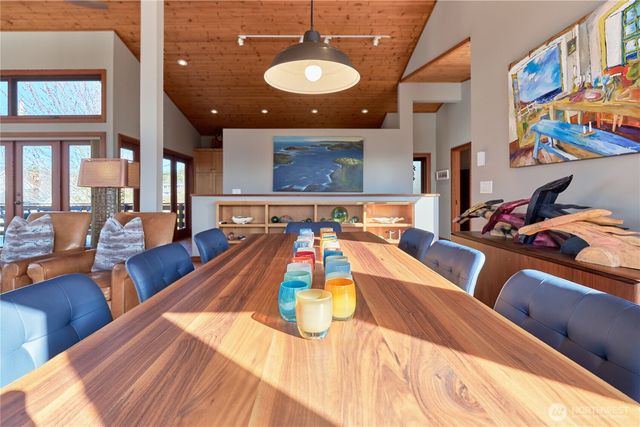 749 Kendor Drive, Point Roberts, WA 98281