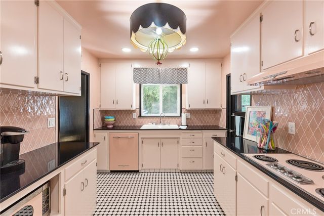 168 1st Avenue E, Chico, CA 95926