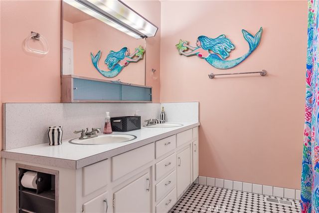 168 1st Avenue E, Chico, CA 95926