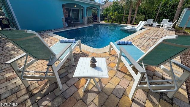 1385 Wisconsin DR, Naples, FL 34103