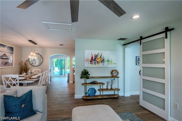 1385 Wisconsin DR, Naples, FL 34103