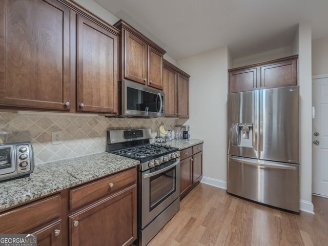 1935 Hickory Station Circle, Snellville, GA 30078