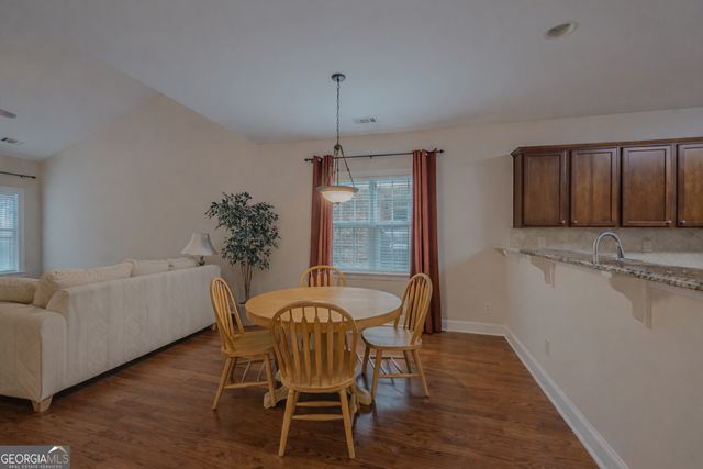 1935 Hickory Station Circle, Snellville, GA 30078