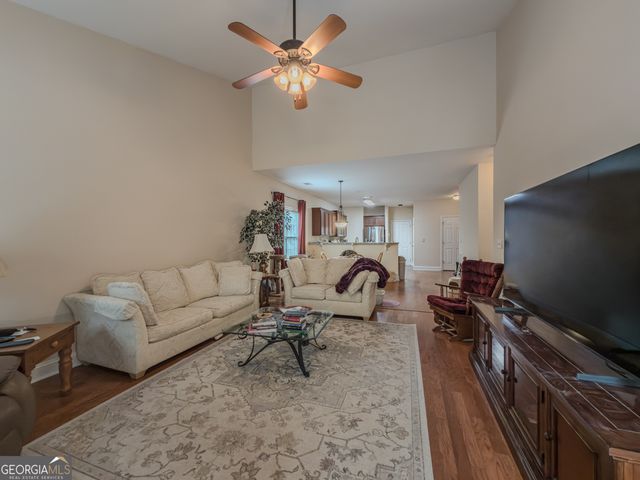 1935 Hickory Station Circle, Snellville, GA 30078