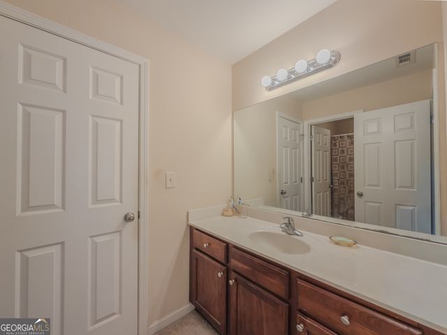 1935 Hickory Station Circle, Snellville, GA 30078