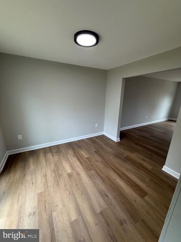5853 SUITLAND RD, Suitland, MD 20746