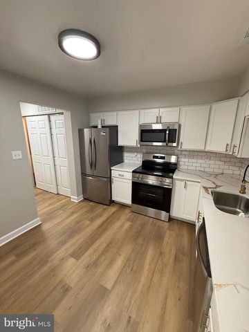 5853 SUITLAND RD, Suitland, MD 20746
