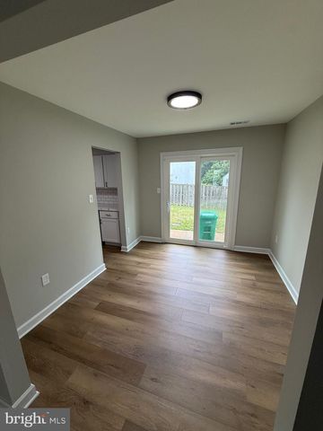 5853 SUITLAND RD, Suitland, MD 20746