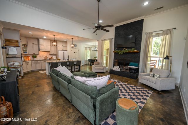 13976 Myers Plantation Road, Byhalia, MS 38611