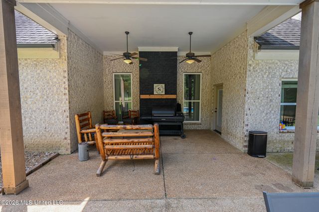 13976 Myers Plantation Road, Byhalia, MS 38611